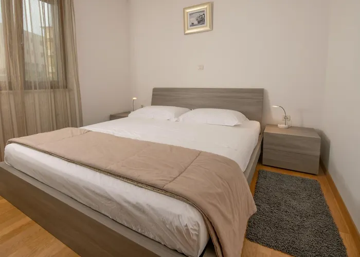 Apartment Oliva - Top Floor With Beautifull Sea View